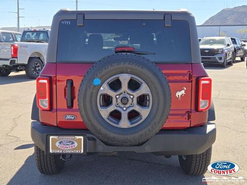 Ruby Red Metallic Tinted Clearcoat 2026 Ford Bronco Big Bend