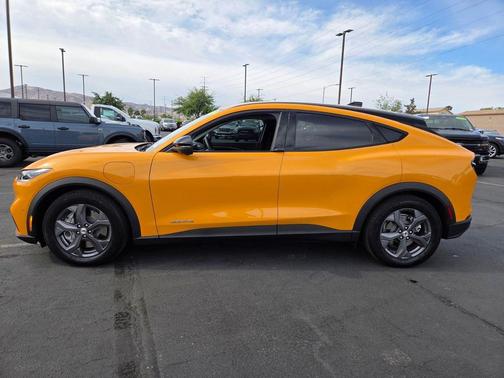 Cyber Orange Metallic Tricoat 2023 Ford Mustang Mach-E Select