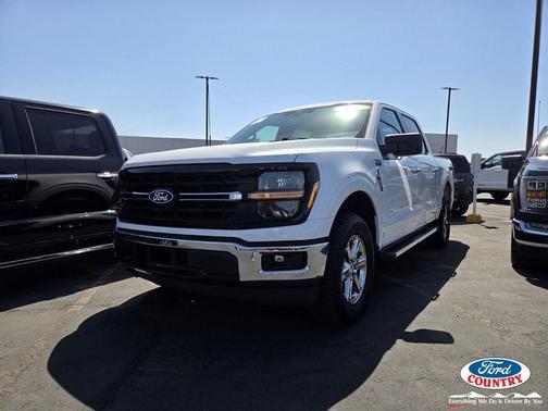 Oxford White 2025 Ford F-150 XLT