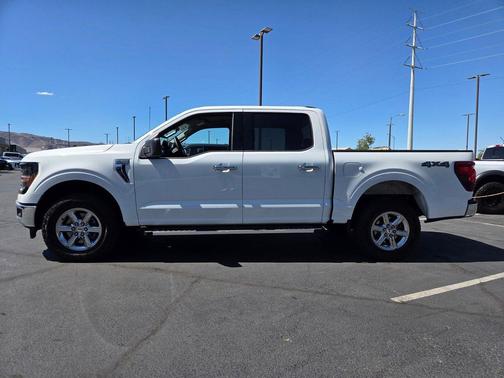 Oxford White 2025 Ford F-150 XLT