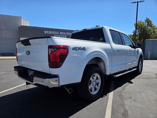 Oxford White 2025 Ford F-150 XLT