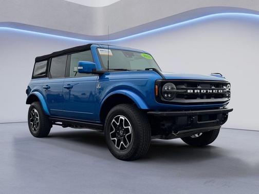 2022 Ford Bronco Outer Banks