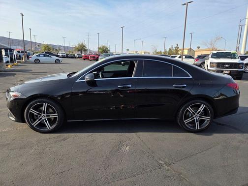 Night Black 2022 Mercedes-Benz CLA 250 Base