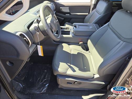 2026 Ford Expedition Max Active 4x4