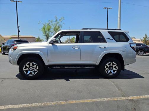 Classic Silver Metallic 2022 Toyota 4Runner TRD Off Road Premium