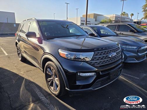 Agate Black Metallic 2022 Ford Explorer XLT