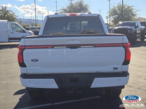 2025 Ford F-150 Lightning LARIAT