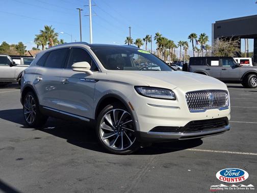 2022 Lincoln Nautilus Reserve