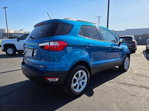 Blue Candy Metallic Tinted Clearcoat 2019 Ford EcoSport SE