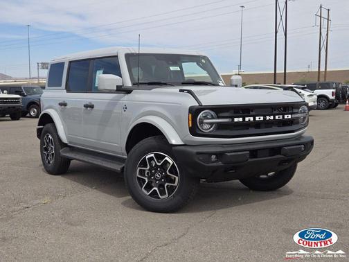 Avalanche Gray 2026 Ford Bronco Outer Banks