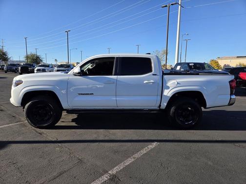 2020 Toyota Tacoma SR5