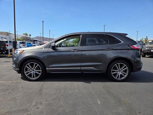 Magnetic Metallic 2019 Ford Edge Titanium