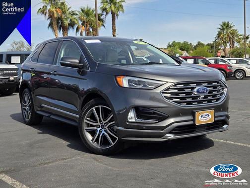 Magnetic Metallic 2019 Ford Edge Titanium