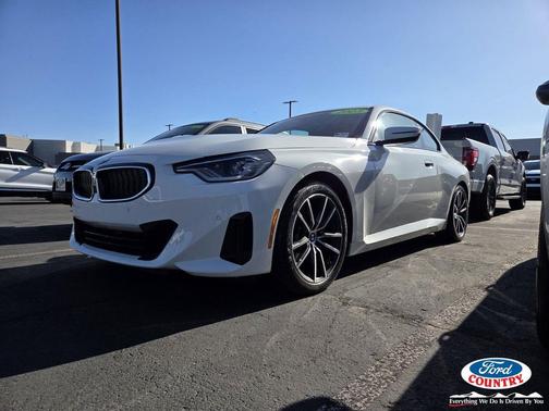 Alpine White 2023 BMW 230 i