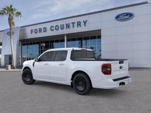 2025 Ford Maverick Lobo Standard
