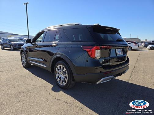2026 Ford Explorer Platinum