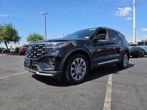 Agate Black Metallic 2026 Ford Explorer Platinum