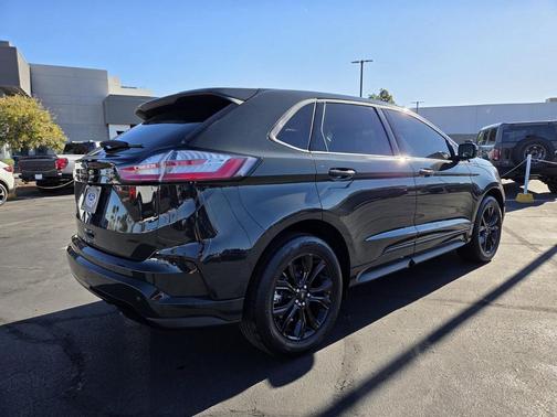 2024 Ford Edge SE