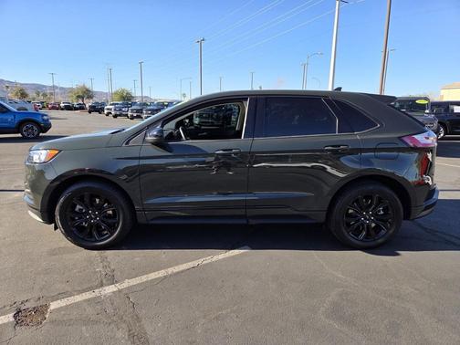 2024 Ford Edge SE