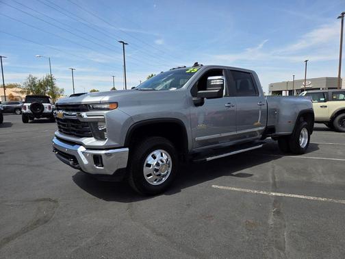 Sterling Gray Metallic 2025 Chevrolet Silverado 3500 LT