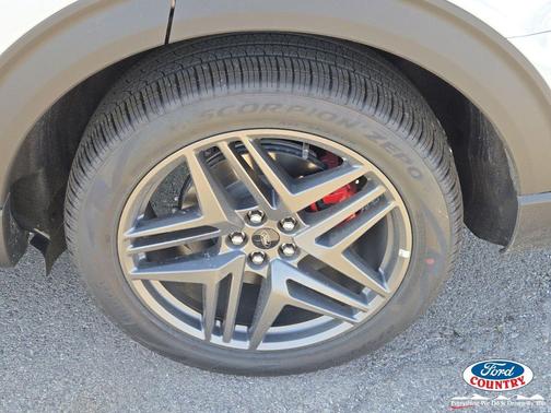 Space White Metallic 2026 Ford Explorer ST