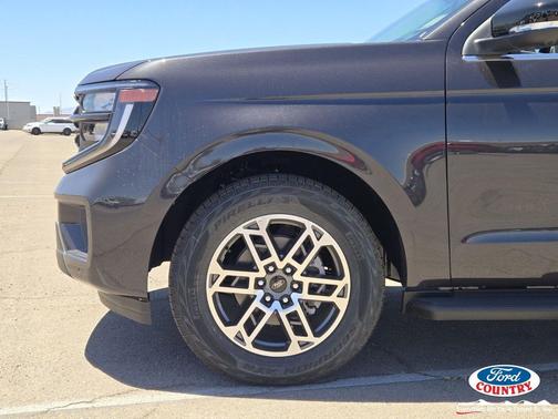 Dark Matter Gray Metallic 2026 Ford Expedition Max Active 4x4