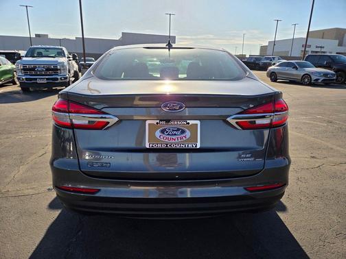 2020 Ford Fusion Hybrid SE