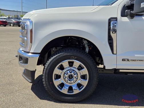 Star White Metallic Tri-Coat 2026 Ford F-250 Lariat