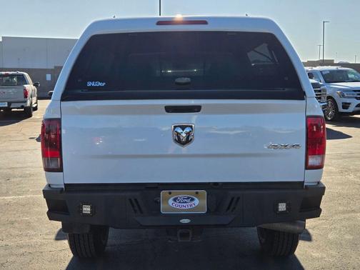 Bright White Clearcoat 2016 RAM 2500 Tradesman