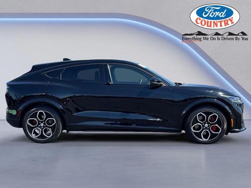 2022 Ford Mustang Mach-E GT