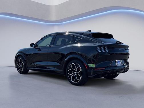 2022 Ford Mustang Mach-E GT