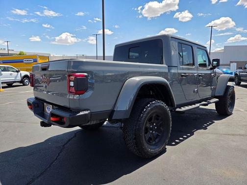 Sting-Gray Clearcoat 2021 Jeep Gladiator Mojave 4x4