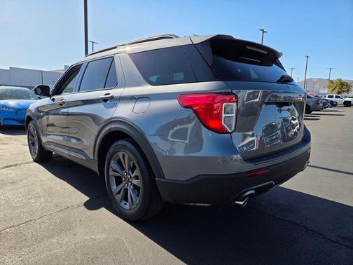 Carbonized Gray Metallic 2023 Ford Explorer XLT