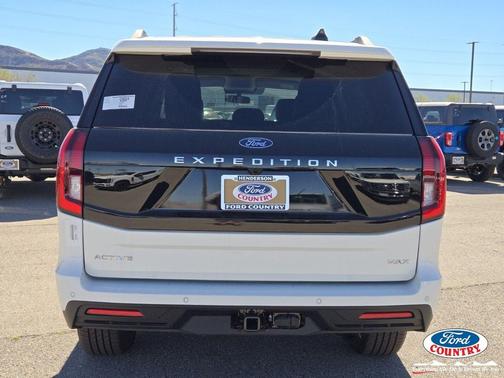2026 Ford Expedition Max Active 4x2