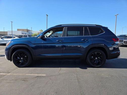 Tourmaline Blue Metallic 2022 Volkswagen Atlas 2.0T SE w/Technology 4MOTION