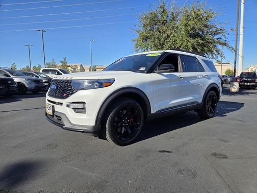 2021 Ford Explorer ST