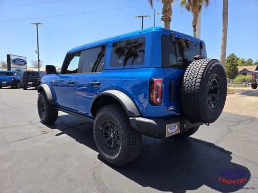 Velocity Blue Metallic 2026 Ford Bronco Badlands