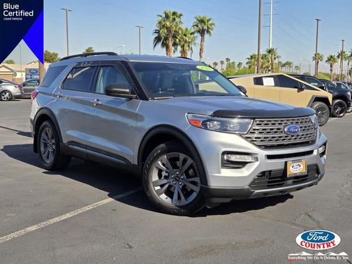 Iconic Silver Metallic 2021 Ford Explorer XLT