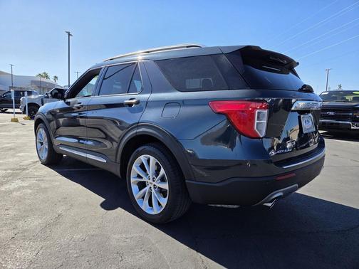 2023 Ford Explorer Platinum
