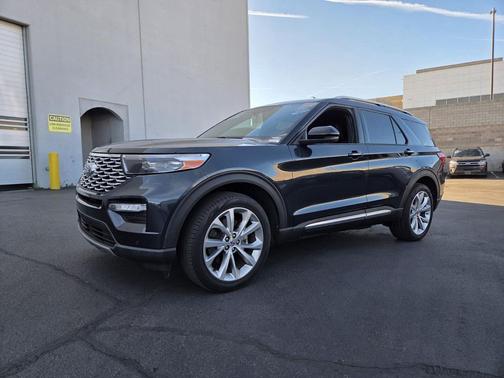 2023 Ford Explorer Platinum