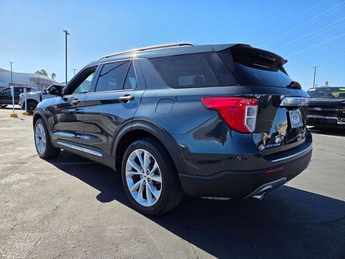 2023 Ford Explorer Platinum