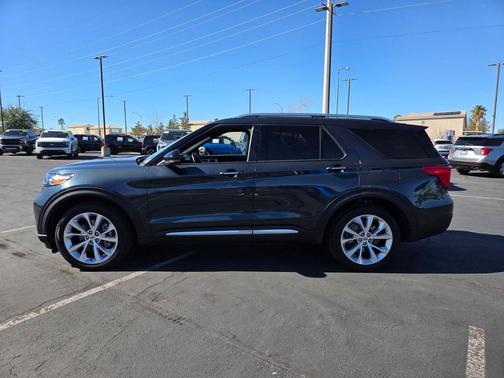 2023 Ford Explorer Platinum