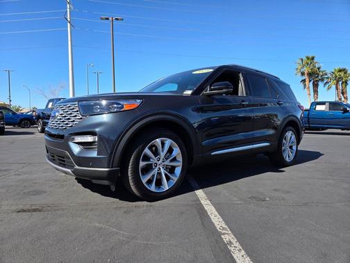 2023 Ford Explorer Platinum