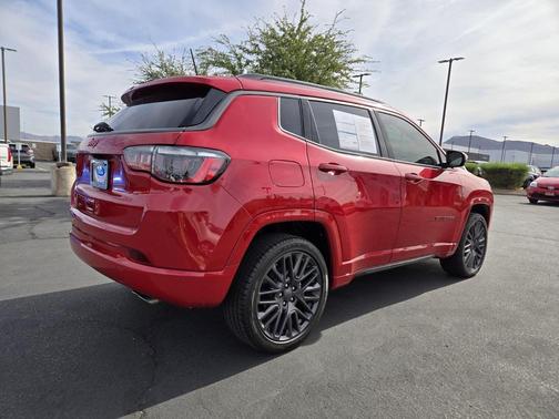 2022 Jeep Compass (RED) Edition 4x4