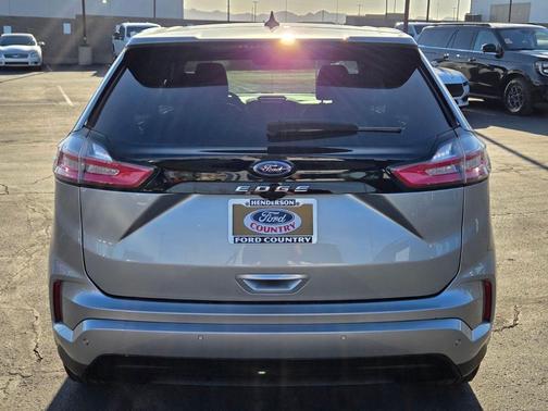 Iconic Silver Metallic 2024 Ford Edge ST Line