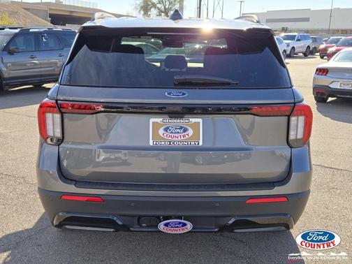 2026 Ford Explorer ST-Line