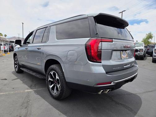 Sterling Metallic 2026 GMC Yukon XL 4WD AT4