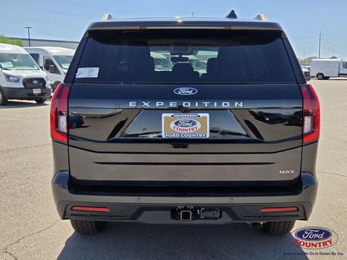 Dark Matter Gray Metallic 2027 Ford Expedition Max Active 4x4