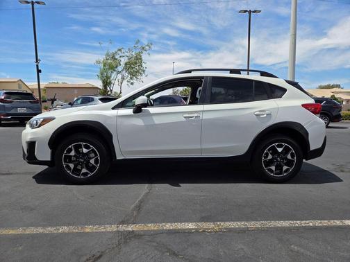 Crystal White Pearl 2020 Subaru Crosstrek Premium