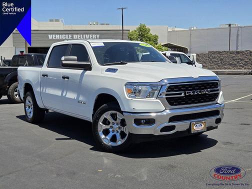 Bright White Clearcoat 2023 RAM 1500 Big Horn/Lone Star